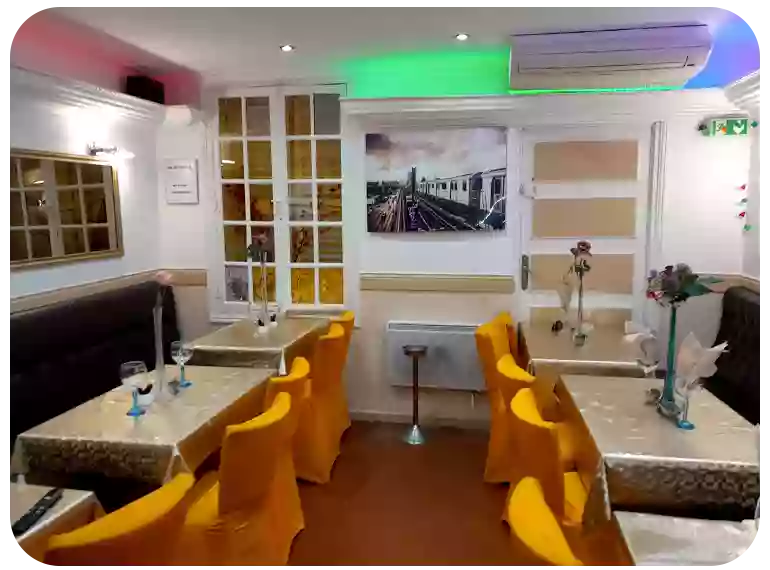 Le restaurant - Le Sixième Sens - Restaurant camerounais Paris 17 - Restaurant camerounais à Paris